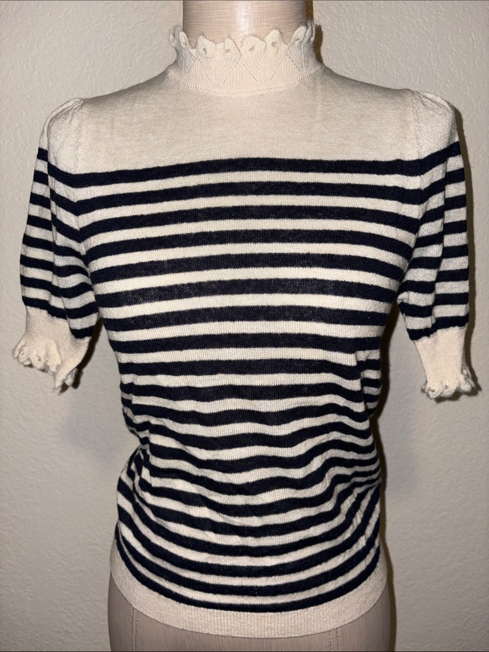Zara Cream and Navy Striped Short-Sleeve top - Picture 3 of 9